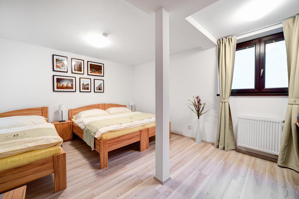 Penzion Královská Cesta Brno Habitación foto
